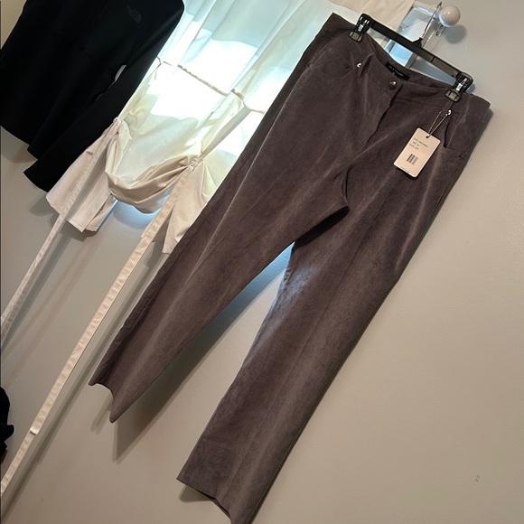 Zac & Rachel Women’s Corduroy Pants in Charcoal with 5 pockets with all Tags - Picture 2 of 5